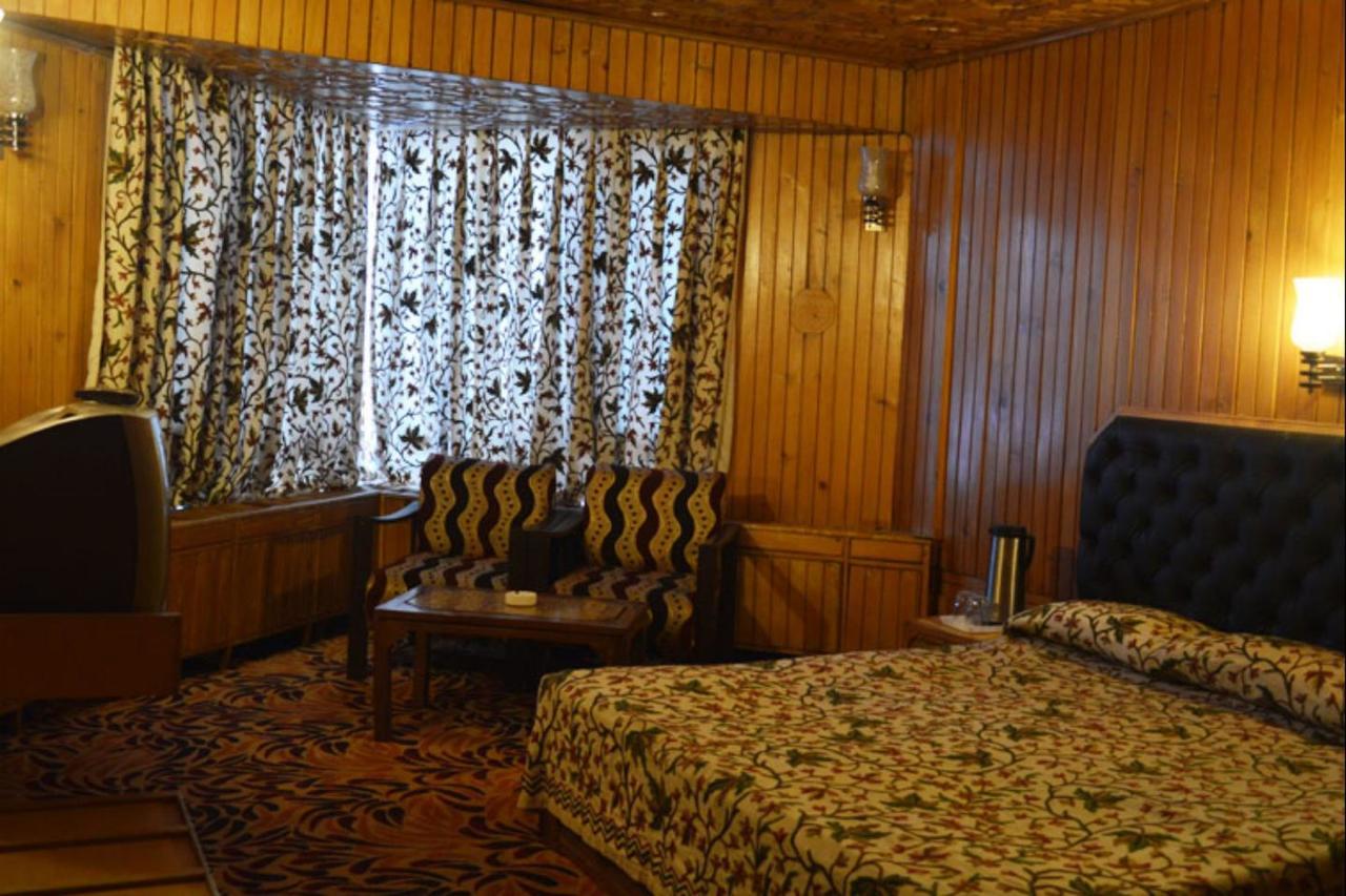 Hotel Hilltop Gulmarg JAMMU AND KASHMIR Ngoại thất bức ảnh