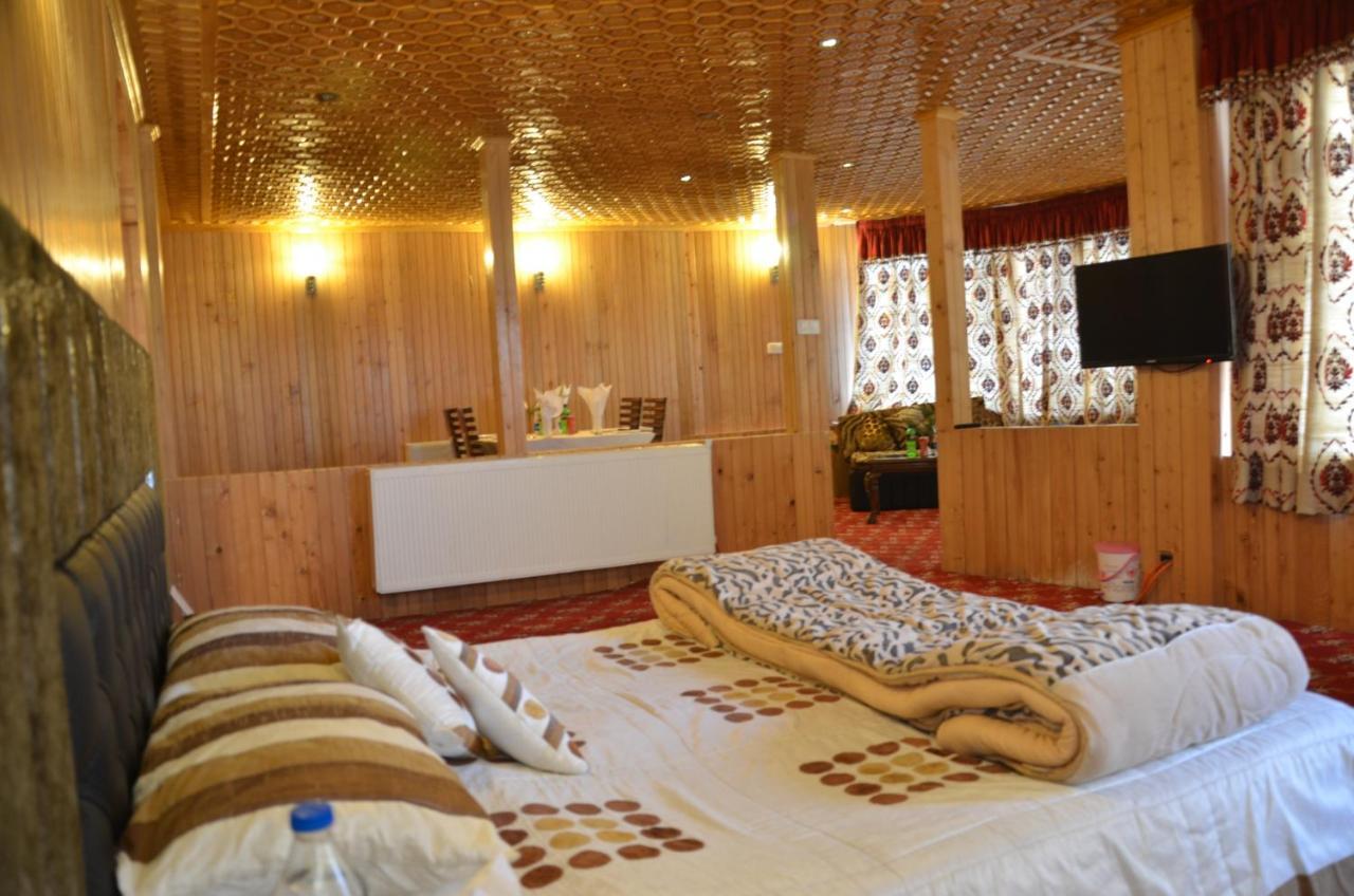Hotel Hilltop Gulmarg JAMMU AND KASHMIR Ngoại thất bức ảnh